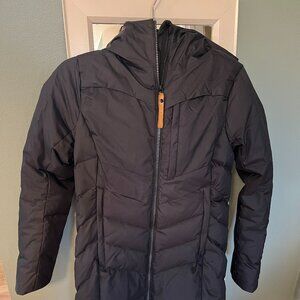 The BEST Down Coat from Indygena